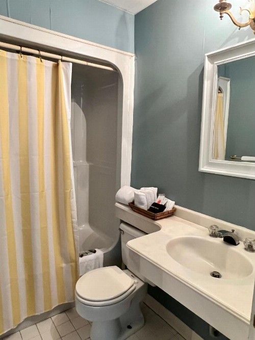 Barksdale House Inn - image 20