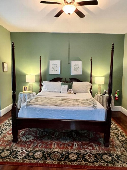 Barksdale House Inn - image 5