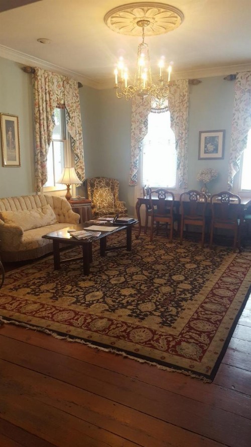 Barksdale House Inn - image 50