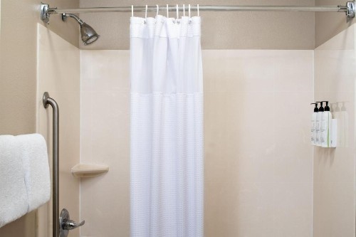 SpringHill Suites by Marriott Charleston Downtown/Riverview - image 22