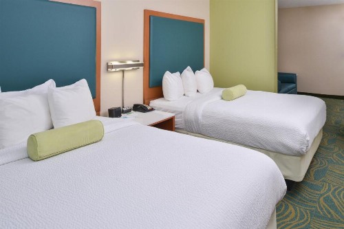 SpringHill Suites by Marriott Charleston Downtown/Riverview - image 38