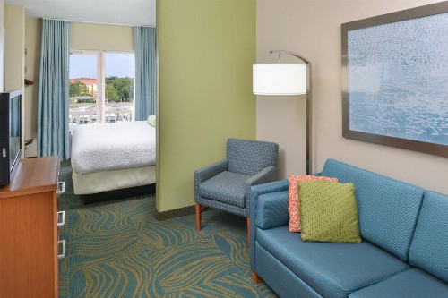SpringHill Suites by Marriott Charleston Downtown/Riverview - image 45