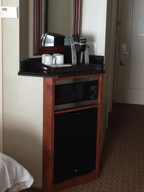 Town & Country Inn and Suites - image 13