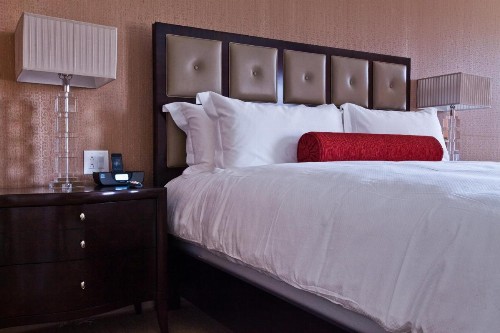 Town & Country Inn and Suites - image 31