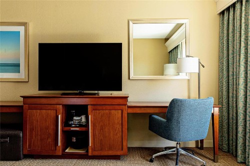 Hampton Inn Charleston-Daniel Island - image 25
