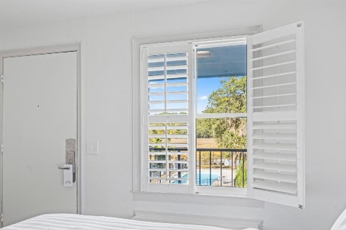 Creekside Lands Inn - image 2