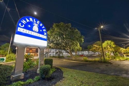 Creekside Lands Inn - image 26