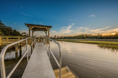 Creekside Lands Inn - image 30