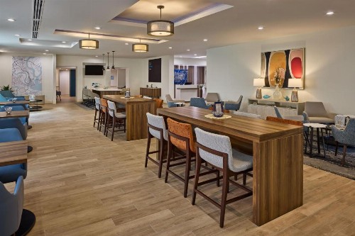 Holiday Inn Express Charleston Downtown - Medical Area an IHG Hotel - image 23