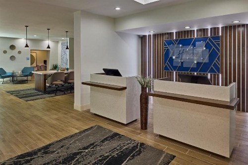 Holiday Inn Express Charleston Downtown - Medical Area an IHG Hotel - image 40