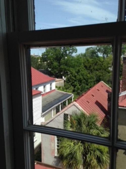 27 State Street Bed & Breakfast - image 2