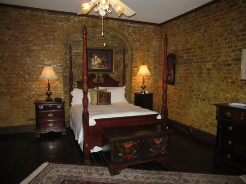 27 State Street Bed & Breakfast - image 7