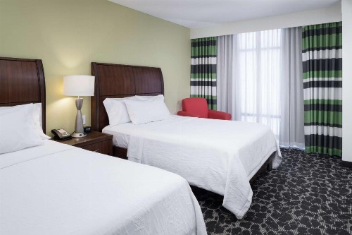Hilton Garden Inn Charleston Waterfront/Downtown - image 28