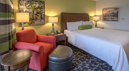 Hilton Garden Inn Charleston Waterfront/Downtown - image 36
