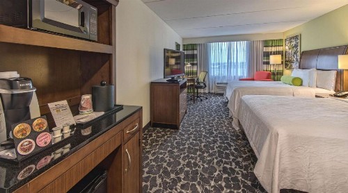 Hilton Garden Inn Charleston Waterfront/Downtown - image 37