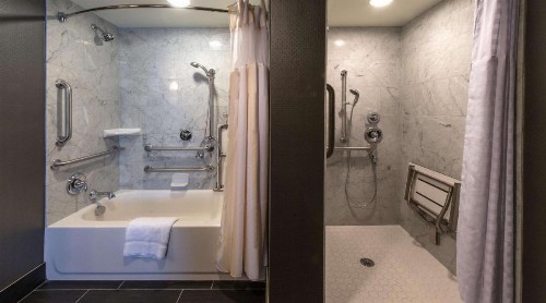 Hilton Garden Inn Charleston Waterfront/Downtown - image 41