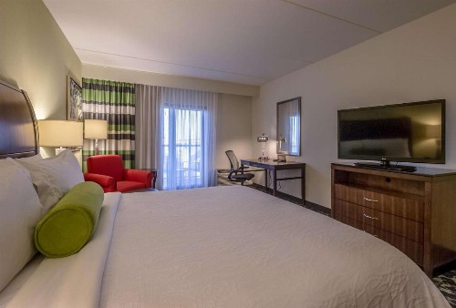Hilton Garden Inn Charleston Waterfront/Downtown - image 42
