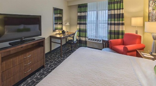 Hilton Garden Inn Charleston Waterfront/Downtown - image 43
