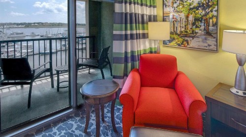 Hilton Garden Inn Charleston Waterfront/Downtown - image 47