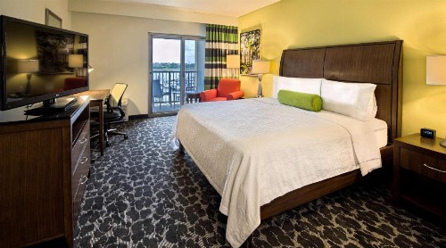 Hilton Garden Inn Charleston Waterfront/Downtown - image 48