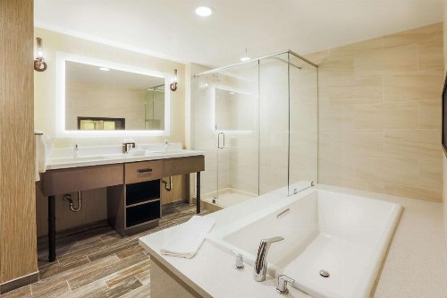 Homewood Suites By Hilton Charleston Historic District - image 22