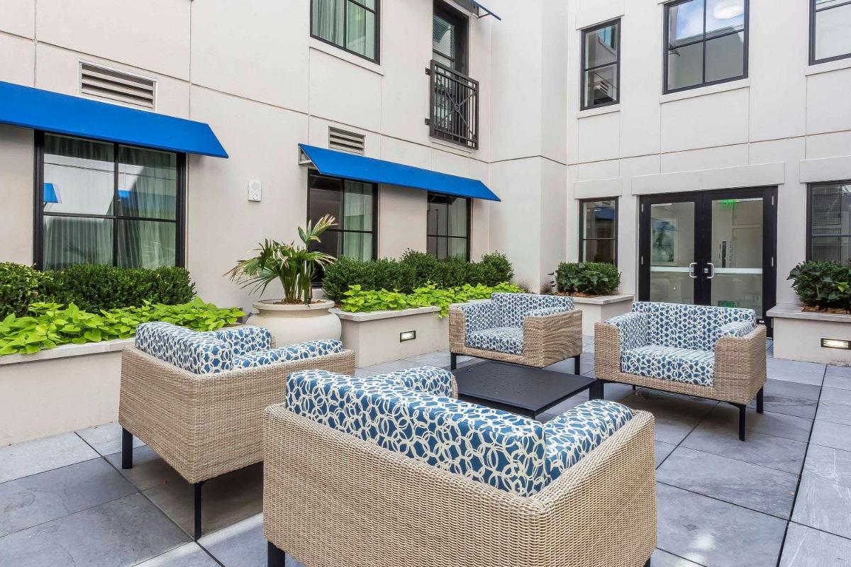 Bluegreen Vacations King Street Resort Ascend Hotel Collection - image 3