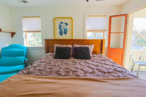 Sweet Spacious Suite - image 33