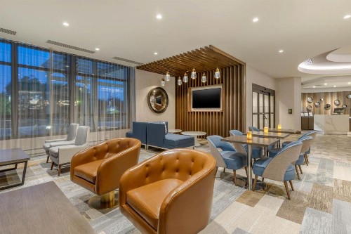 Cambria Hotel Charleston Riverview - image 16