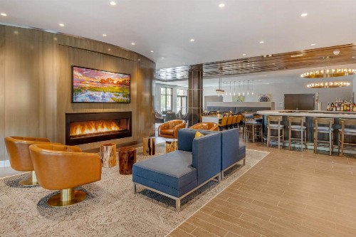 Cambria Hotel Charleston Riverview - image 2