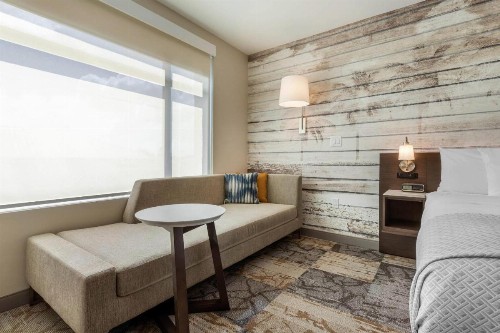 Cambria Hotel Charleston Riverview - image 29