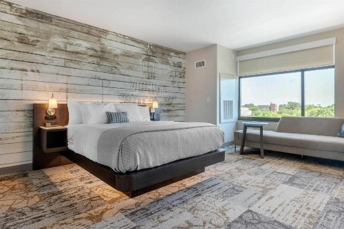 Cambria Hotel Charleston Riverview - image 35