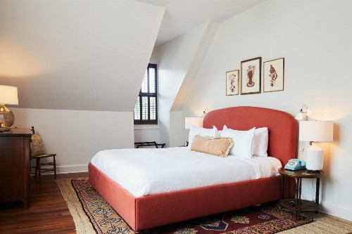 Post House Inn - image 6