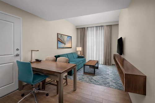 Embassy Suites by Hilton Charleston Harbor Mt. Pleasant - image 12