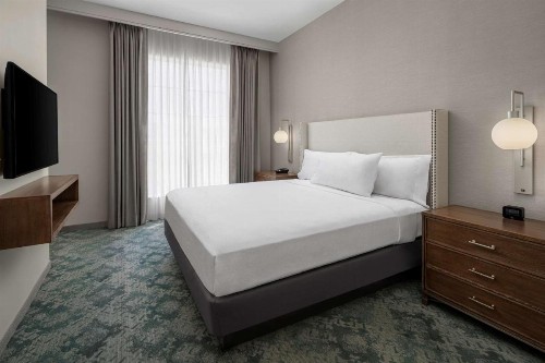 Embassy Suites by Hilton Charleston Harbor Mt. Pleasant - image 25