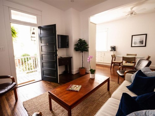 Peach House - 174A-2 - image 11