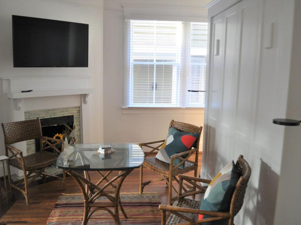 Peach House - 174A-1 - image 7