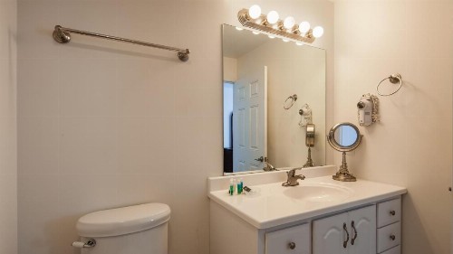 Charlevoix Inn & Suites SureStay Collection by Best Western - image 23