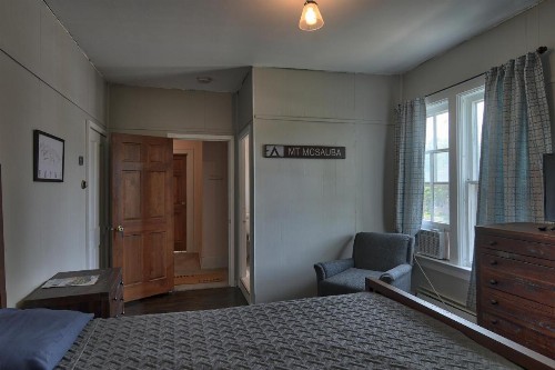 Charlevoix House - image 13