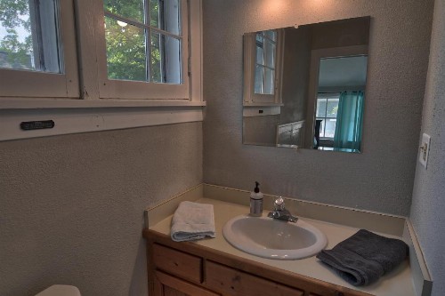 Charlevoix House - image 22