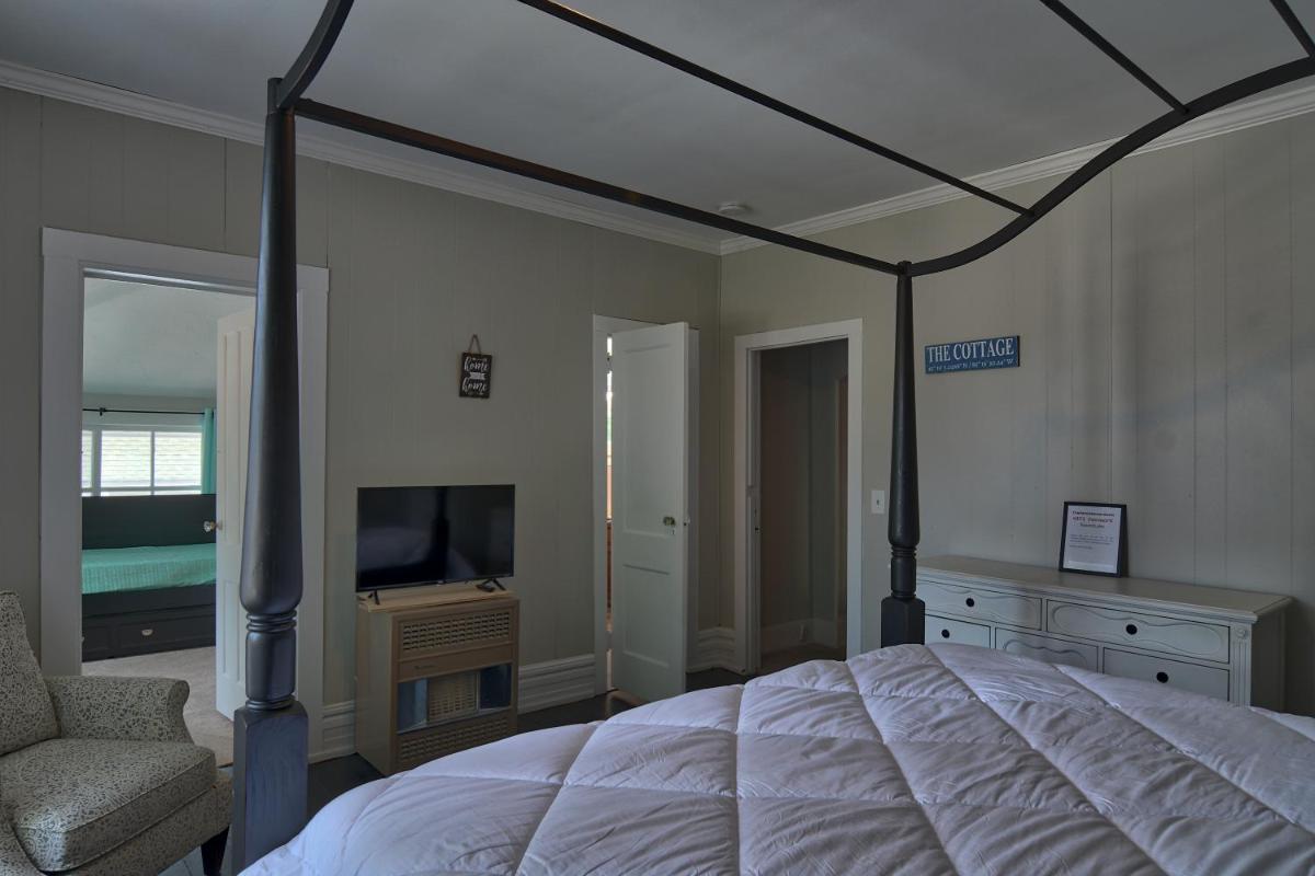 Charlevoix House - image 3