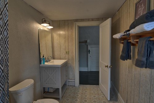Charlevoix House - image 48