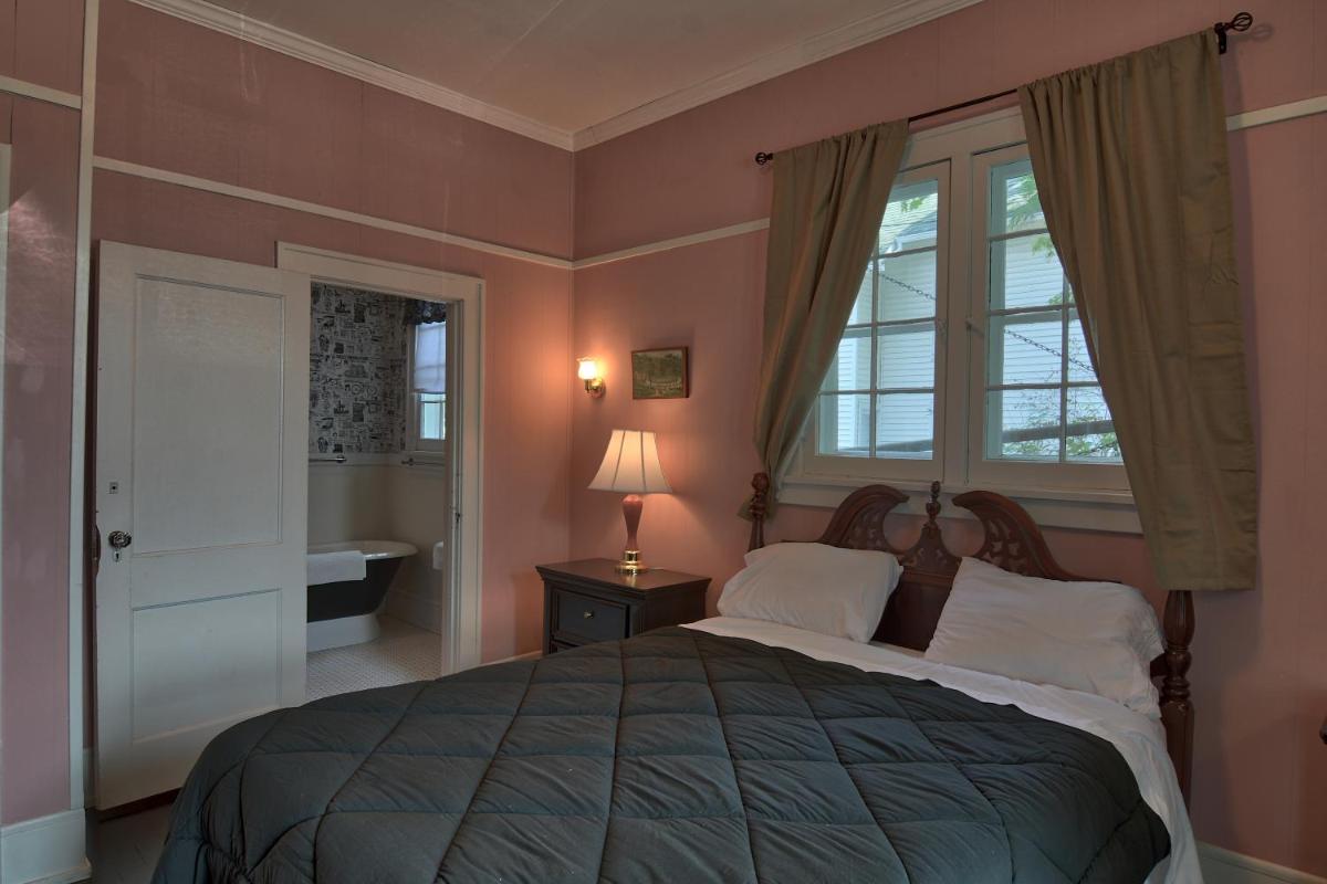 Charlevoix House - image 5