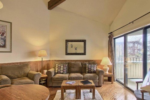 209 Pointes North Inn - image 18