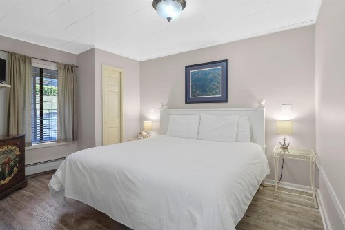 107 Pointes North Inn - image 13