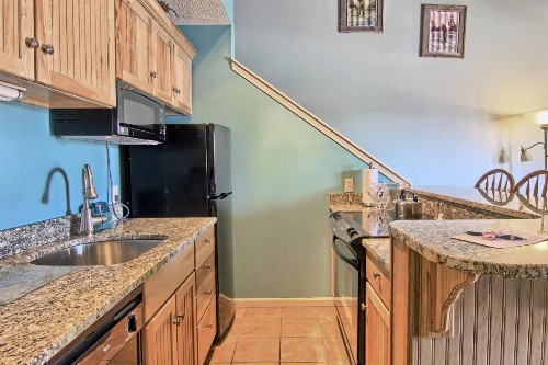 210 Pointes North Inn - image 4