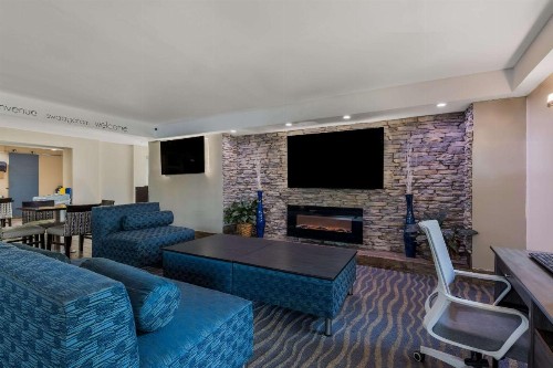 Quality Inn & Suites Charlotte Airport - image 2