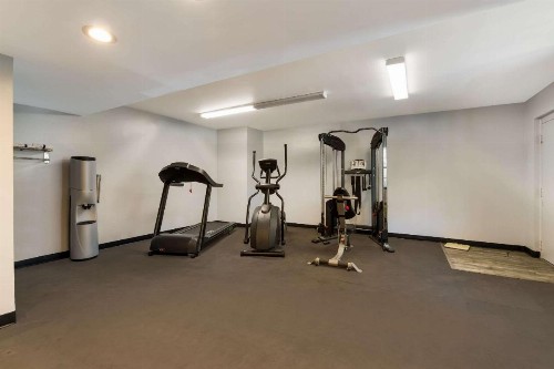 Quality Inn & Suites Charlotte Airport - image 20