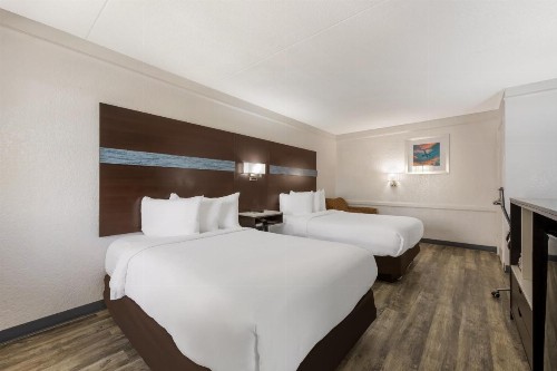 Quality Inn & Suites Charlotte Airport - image 46