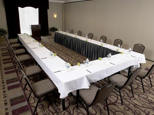 DoubleTree by Hilton Charlotte Airport - image 22
