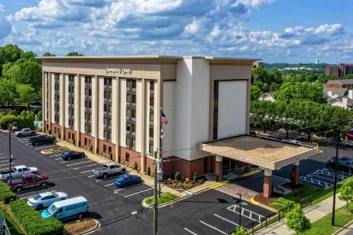 Hampton Inn Charlotte University Place - image 4